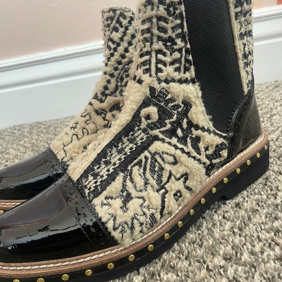 SOLD - Textile Atlas Chelsea Boot - NWT free people - Picture 7 of 8
